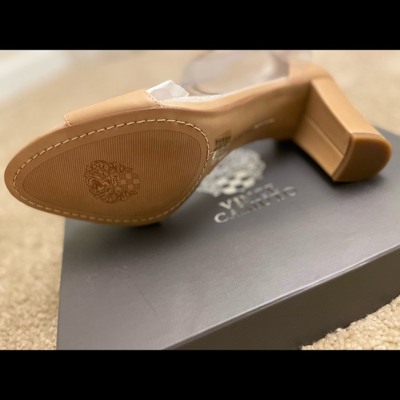 vince camuto corlina nude burnished calf heels - Picture 6 of 7